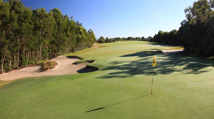 pelican waters golf club